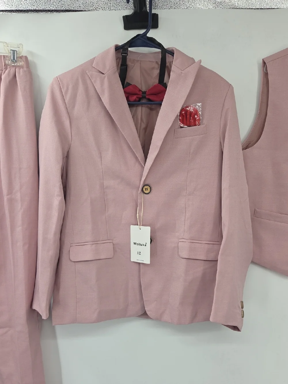 Boys Light Pink Four-Piece Tailored Suit with Vest And Bow Tie NWT